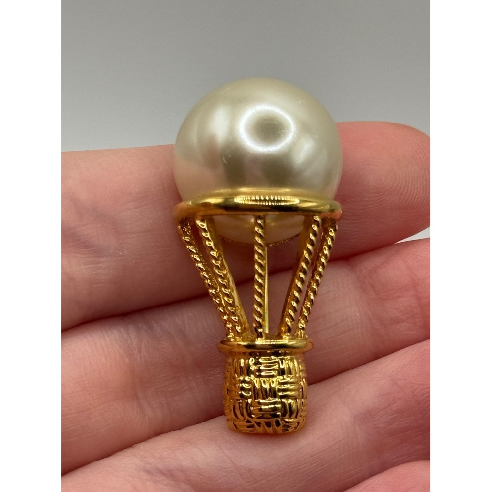 Vintage Napier Gold Tone Faux Pearl Hot Air Balloon Brooch Pin Signed